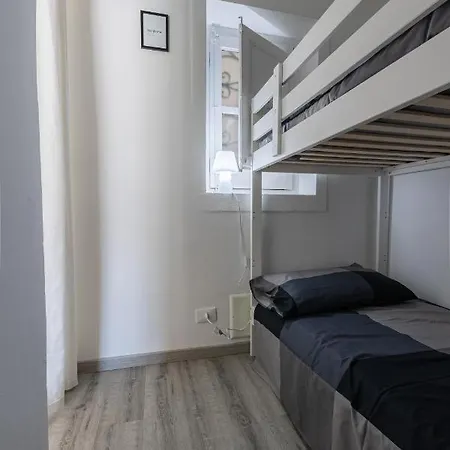 Hébergement de vacances Elly House *