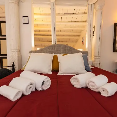 Elly House Hébergement de vacances