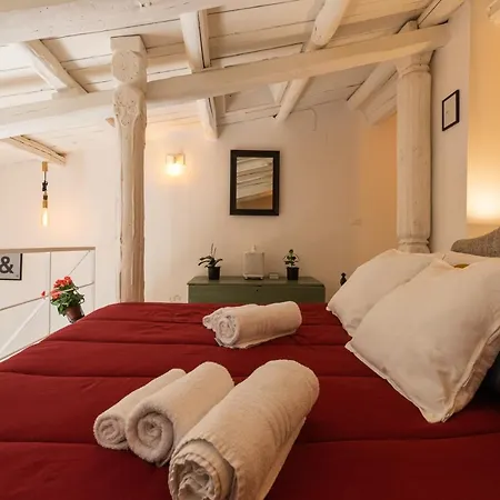 Elly House Hébergement de vacances